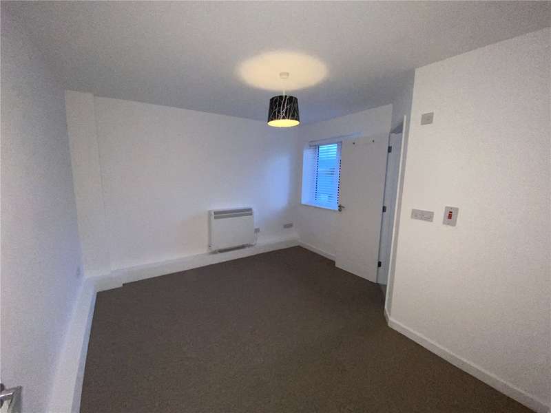 2 Bedroom Flat To Rent In Lymington Road, Highcliffe, Christchurch, BH23