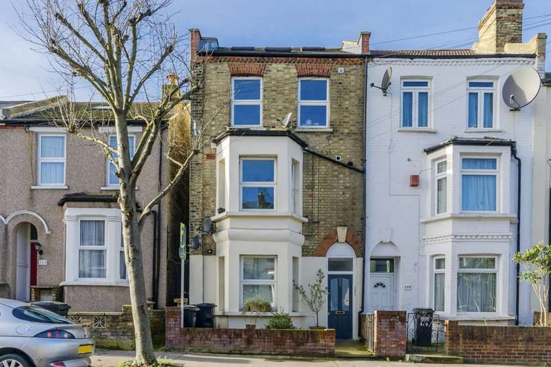 2 Bedroom Flat For Sale In Queen Mary Road, London, SE19