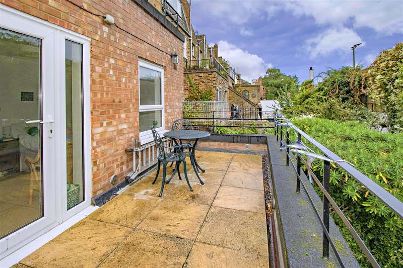 1 Bedroom Flat For Sale In Fleet Road, London, NW3