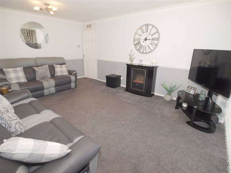 2 Bedroom Apartment Flat For Sale In Reigate Square, Cramlington, NE23