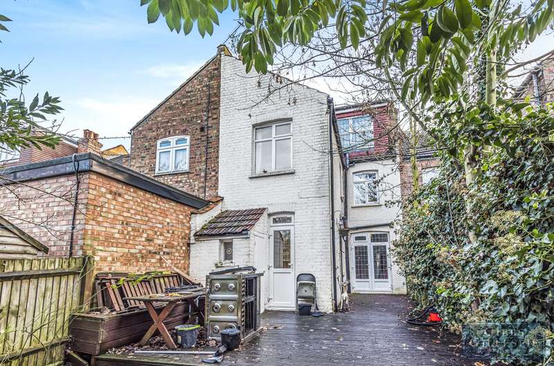 5 Bedroom Terraced House For Sale In Sussex Road, Harrow, Middlesex, HA1