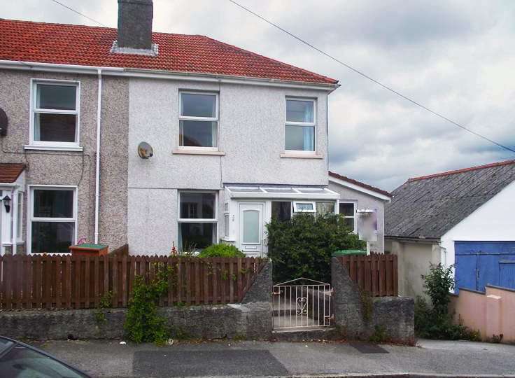 1 Bedroom House To Rent In 38 Beacon Road, Falmouth, Cornwall, TR11