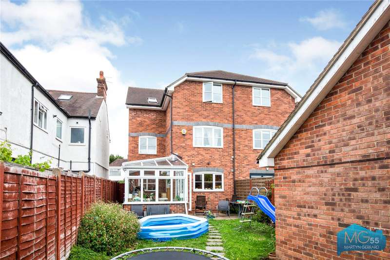 5 Bedroom SemiDetached House For Sale In Flower Lane, Mill Hill