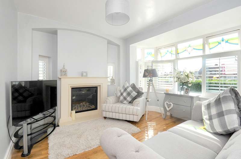 3 Bedroom Semi Detached House For Sale In St Avenue, Windle, St