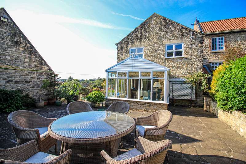 4 Bedroom Link Detached House For Sale In Cusworth, Doncaster, DN5