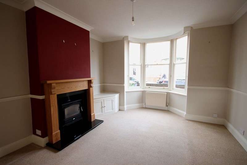 3 Bedroom Terraced House To Rent In Knox Road, Wellingborough