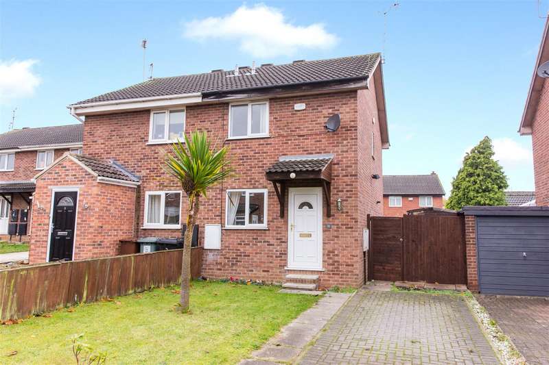2 Bedroom Semi Detached House Under Offer In Lea Park Close, Stourton