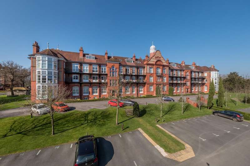 2 Bedroom House For Sale In Kingswood Park, Kingswood, Frodsham, WA6