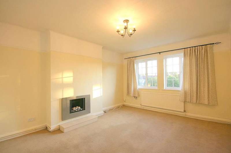 2 Bedroom Flat To Rent In Gloucester Court, Kew Road, Kew, Surrey, TW9