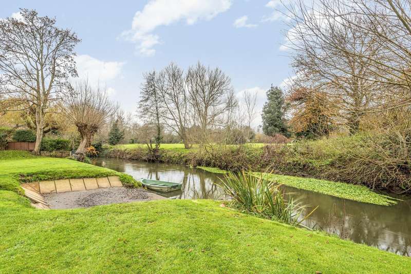 3 Bedroom Terraced House For Sale In The Willows, Weybridge, KT13