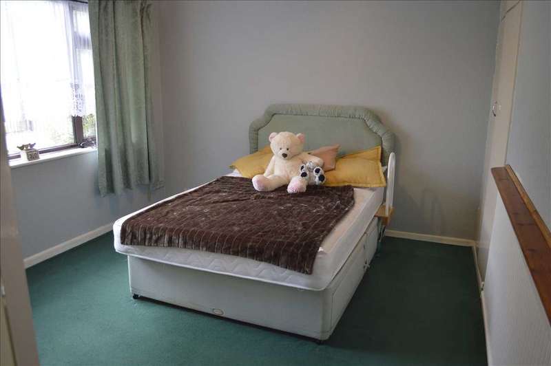 2 Bedroom Bungalow For Sale In Amos Lane, Wolverhampton, WV11