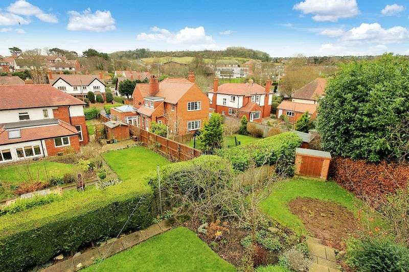 4 Bedroom Home For Sale In Stepney Close, Scarborough, YO12