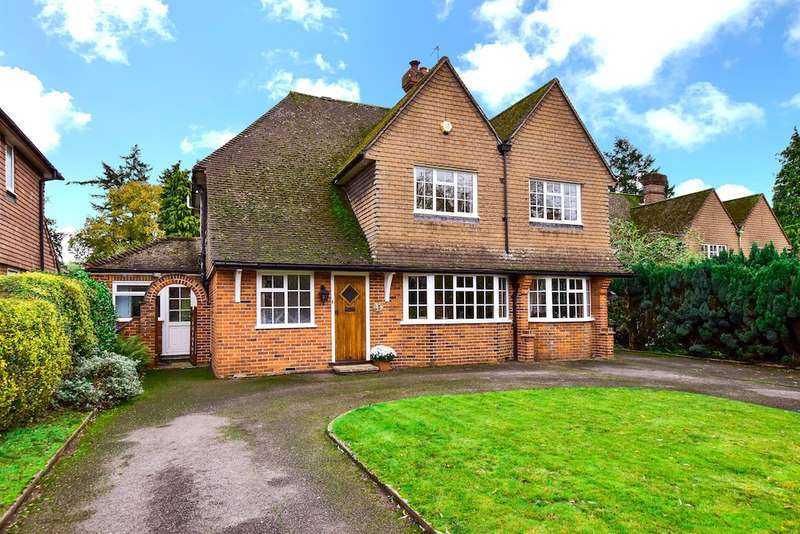 5 Bedroom Detached House For Sale In Pinewood Close, Iver Heath, SL0