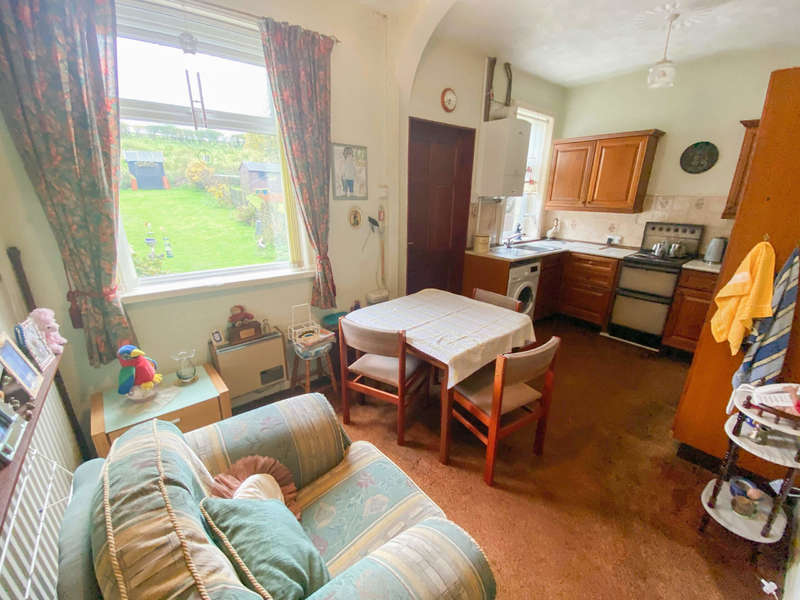 2 Bedroom Town House For Sale In Burnley Road East, Rossendale, BB4