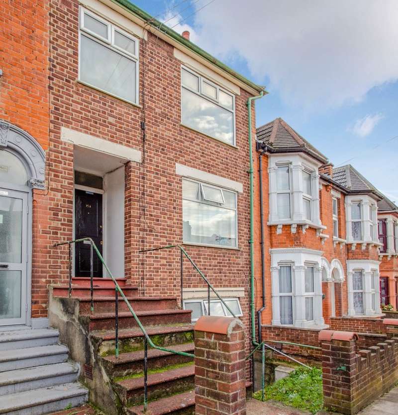 2 Bedroom Flat For Sale In Audrey Road, Ilford, Essex, IG1