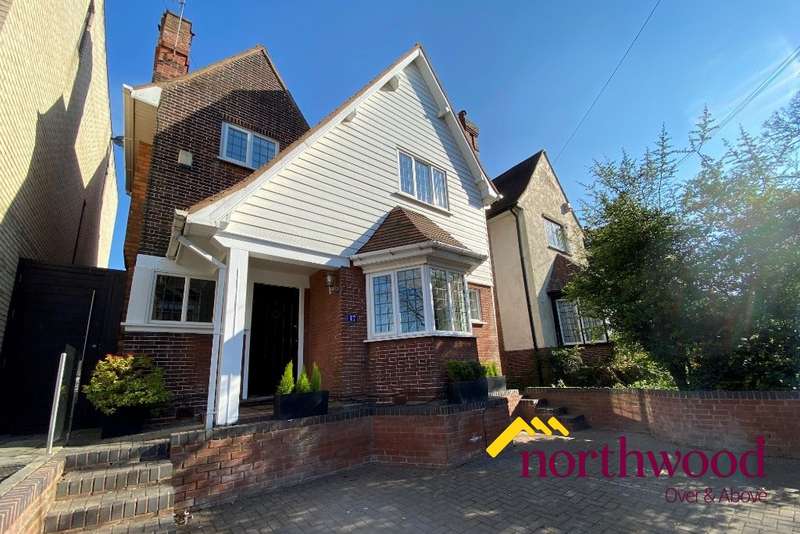 4 Bedroom Detached House For Sale In Somerset Road, Handsworth Wood