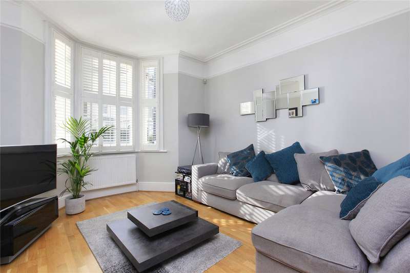 2 Bedroom Flat For Sale In Ferndale Road, Clapham, London, SW4