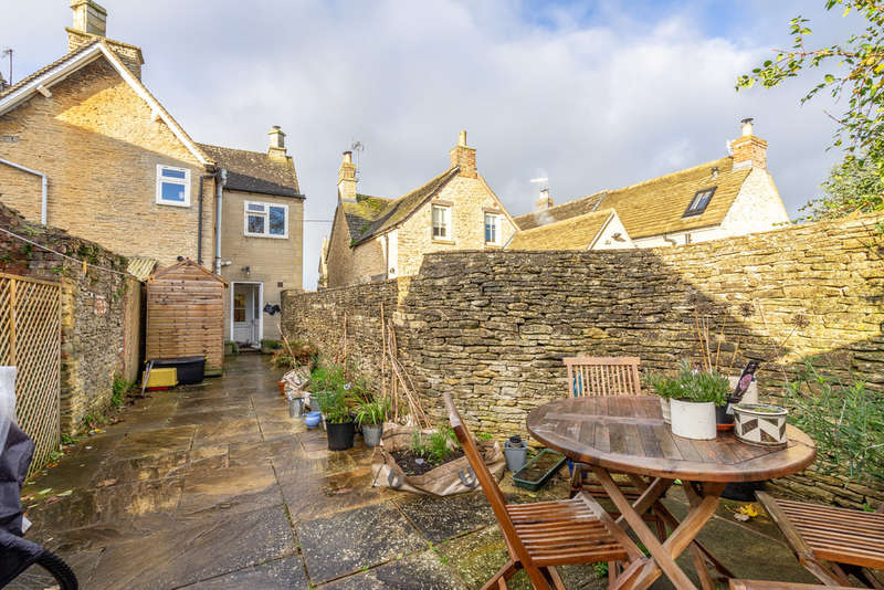 3 Bedroom Cottage To Rent In The Street, Shipton Moyne, Tetbury, GL8