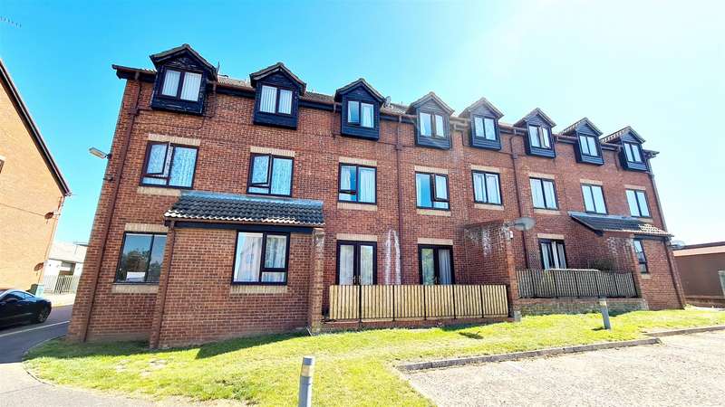 1 Bedroom Flat To Rent In Rectory Road, Rushden, NN10