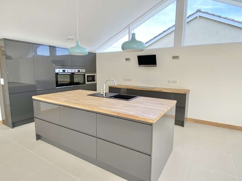 4 Bedroom Detached Bungalow For Sale In Sunny Corner Lane, Sennen, TR19