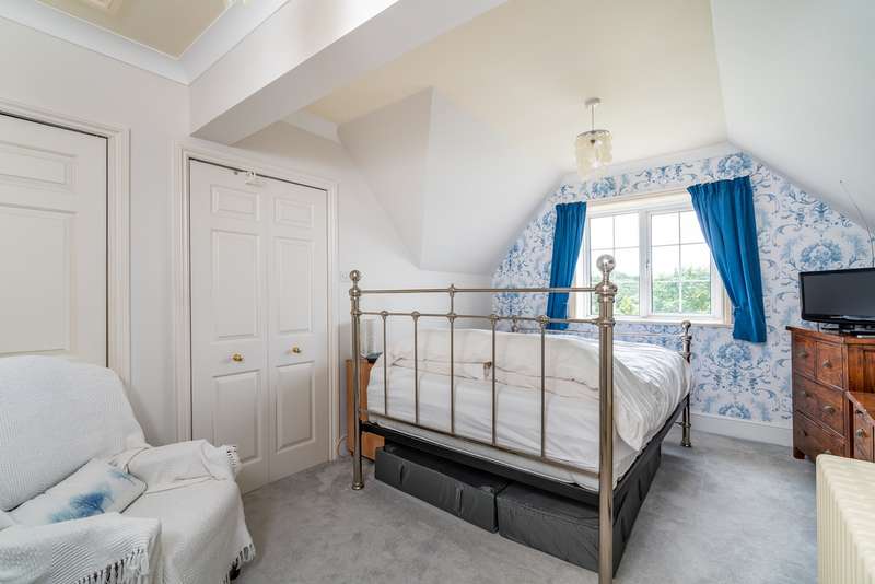 4 Bedroom Country House Character Property For Sale In Newtown Road