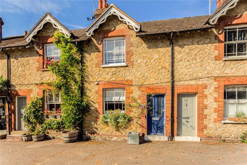 Houses for sale & to rent in RH9 8AQ, High Street, Godstone Godstone