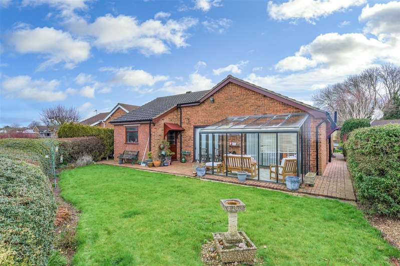 3 Bedroom Bungalow For Sale In Thornton Crescent, Horncastle, LN9