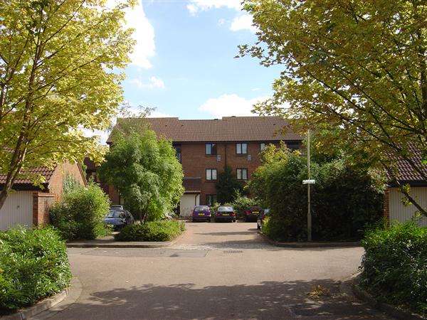 2 Bedroom Apartment To Rent In Osterley, TW7