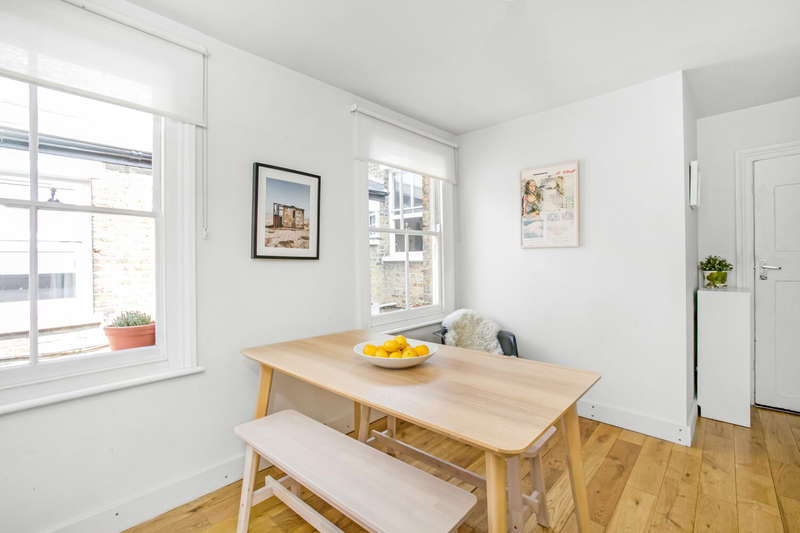1 Bedroom Flat For Sale In Shakespeare Road, Herne Hill, SE24