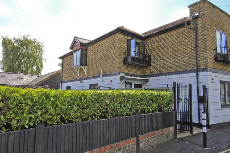 3 Bedroom Semi-Detached House To Rent In High Road, Ickenham, UB10