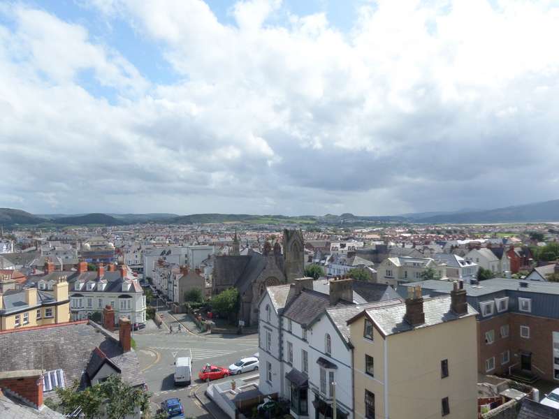 4 Bedroom Apartment Flat For Sale In Church Walks, Llandudno, Conwy, LL30