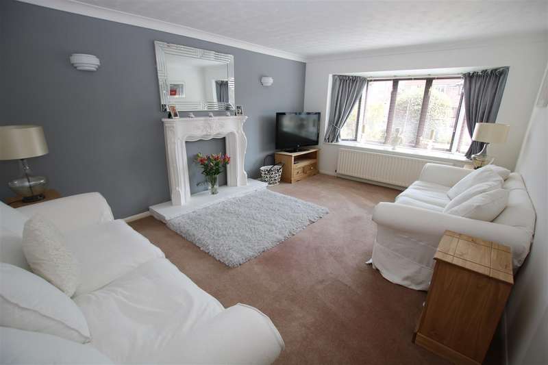 3 Bedroom Detached Bungalow For Sale In Ancaster Drive, Sleaford, NG34