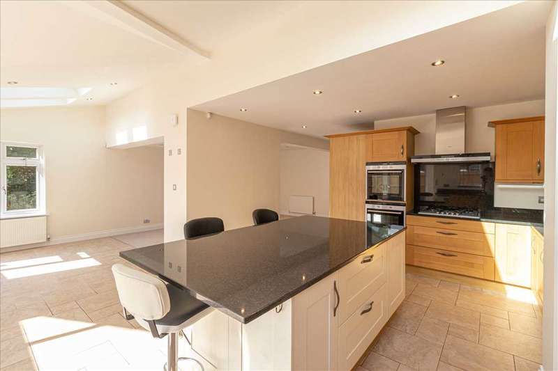 5-bedroom-detached-to-rent-in-avenue-road-dorridge-solihull-b93