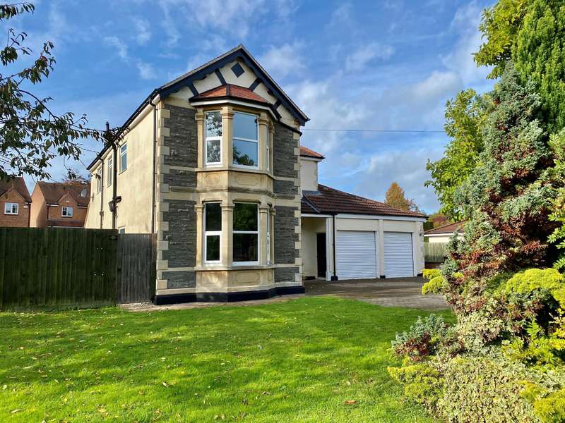 4 Bedroom Detached House For Sale In Everlands, Cam, Dursley, GL11