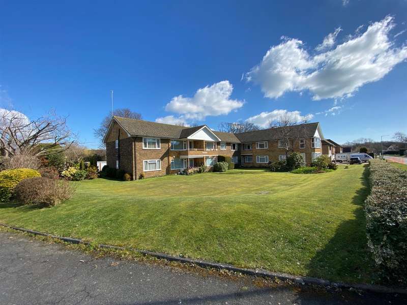 3 Bedroom Flat For Sale In Birkdale, Bexhillonsea, TN39