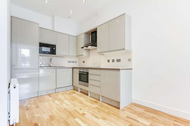 2 Bedroom Flat To Rent In Duke Street, Richmond, Surrey, TW9