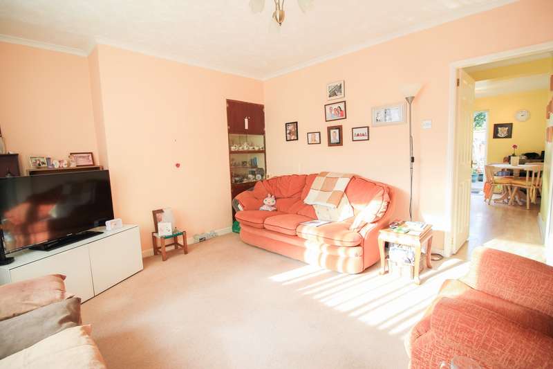 3 Bedroom SemiDetached House For Sale In Norwood Road, Dunscroft