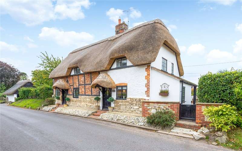 Houses for sale & to rent in BA12 0TA, Almshouse Lane, Warminster