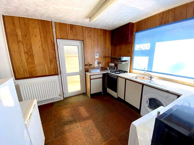 4 Bedroom Detached House For Sale In Afan Valley Road, Cimla, Neath