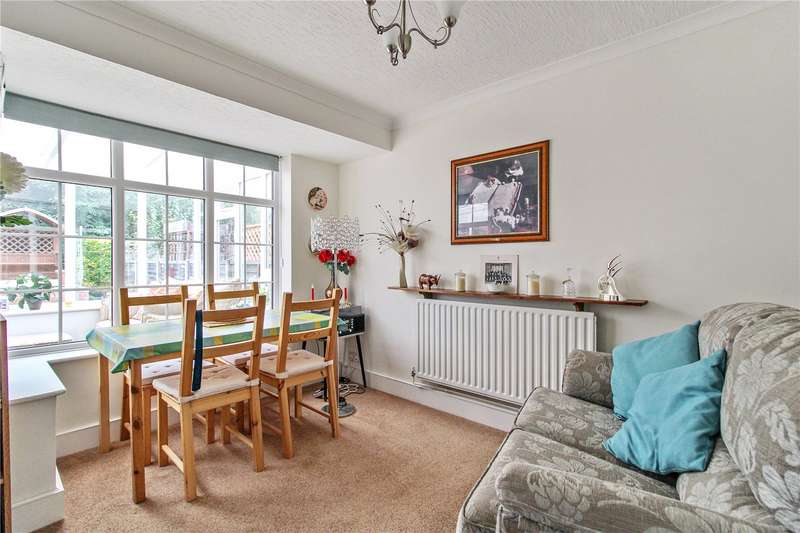 4 Bedroom SemiDetached House For Sale In Lower Rainham Road, Rainham