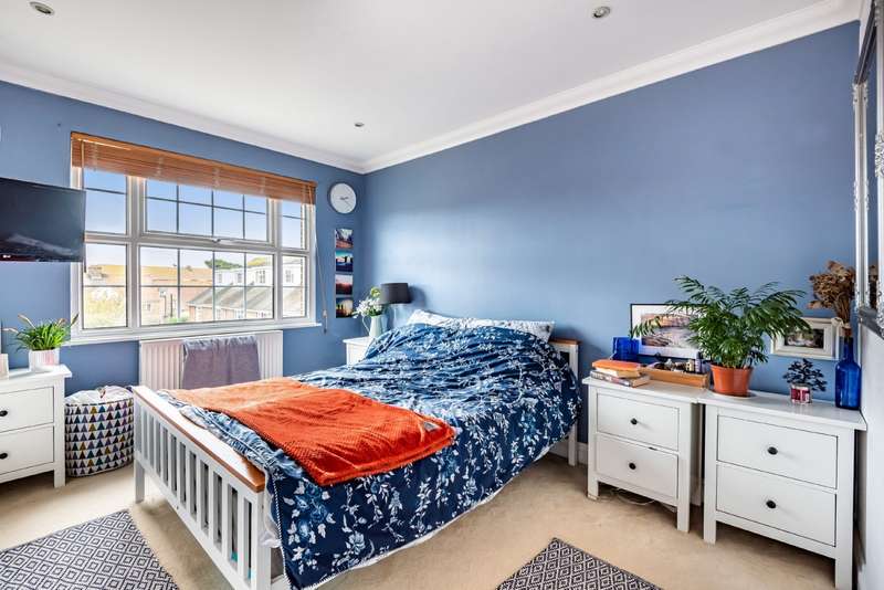 2 Bedroom Property For Sale In Southwick, BN42