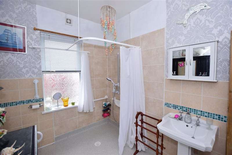 3 Bedroom End Of Terrace House For Sale In Buchanan Road, Wallasey
