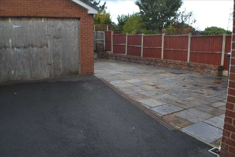 3 Bedroom Semi Detached House For Sale In Green Lane, Burtonwood