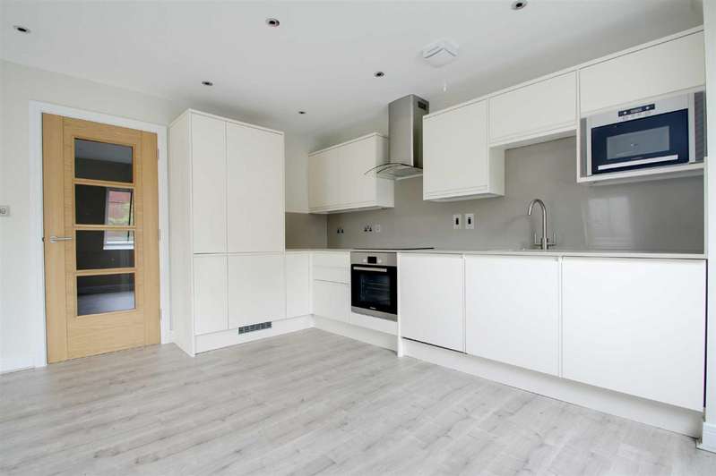 1 Bedroom Apartment To Rent In High Street, Berkhamsted, HP4