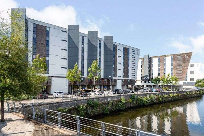 2 Bedroom Property For Sale In ** Potential 8 Yield ** The Decks