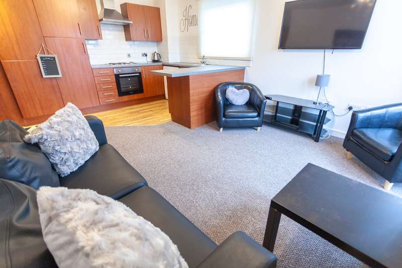 3 Bedroom Flat To Rent In Marlborough Street, The Mono Building, L3 2bs, Liverpool