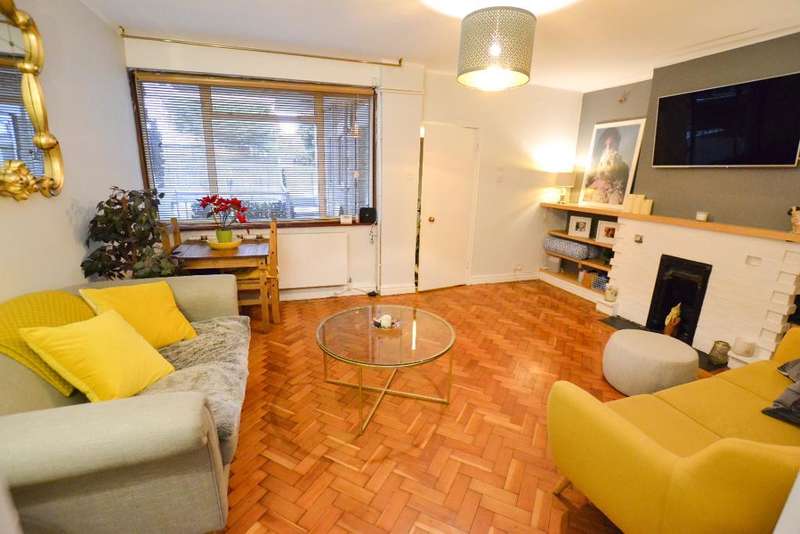 2 Bedroom Flat For Sale In Sunnyside, Childs Hill, London, NW2