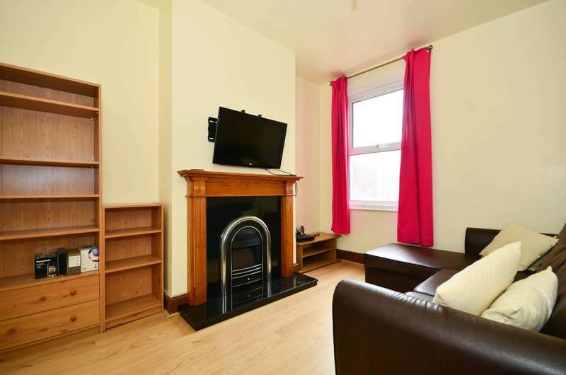 4 Bedroom Detached House To Rent In Idmiston Road, Stratford, E15