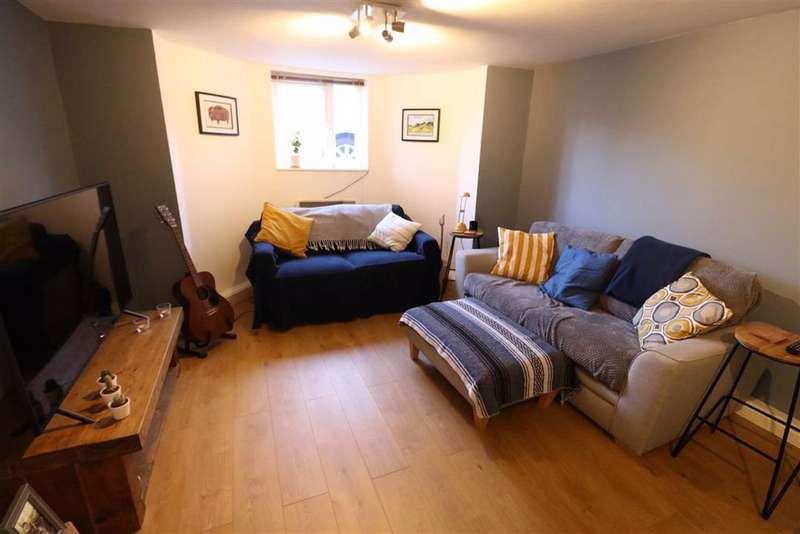 2 Bedroom Apartment For Sale In Clarendon Road, Manchester, M16