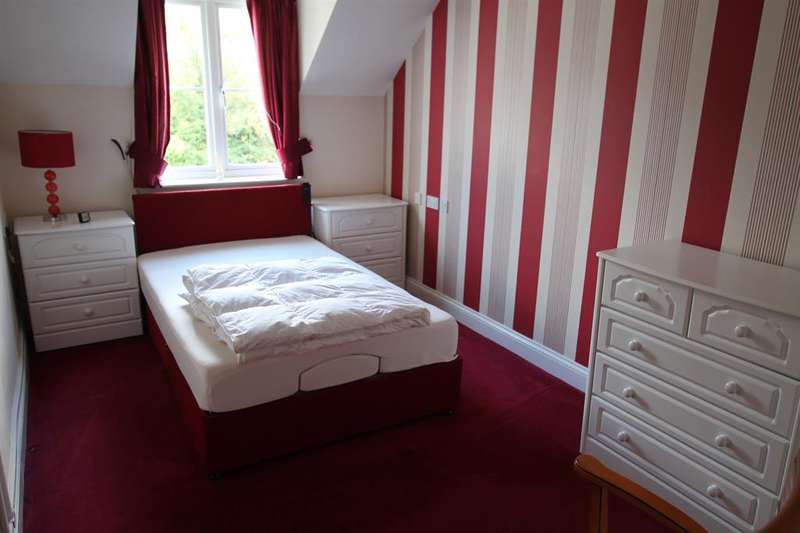 1 Bedroom Flat For Sale In Chester Road, Streetly, Sutton Coldfield, B74